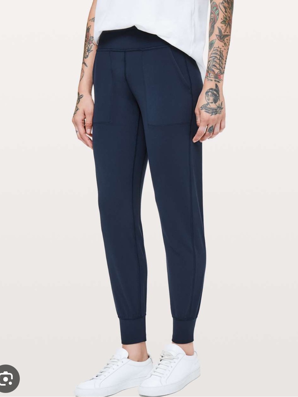 lululemon align jogger size 2 full length 28” True Navy women’s jogger